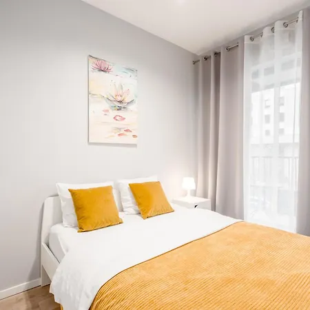 Arkadia * Βαρσοβία